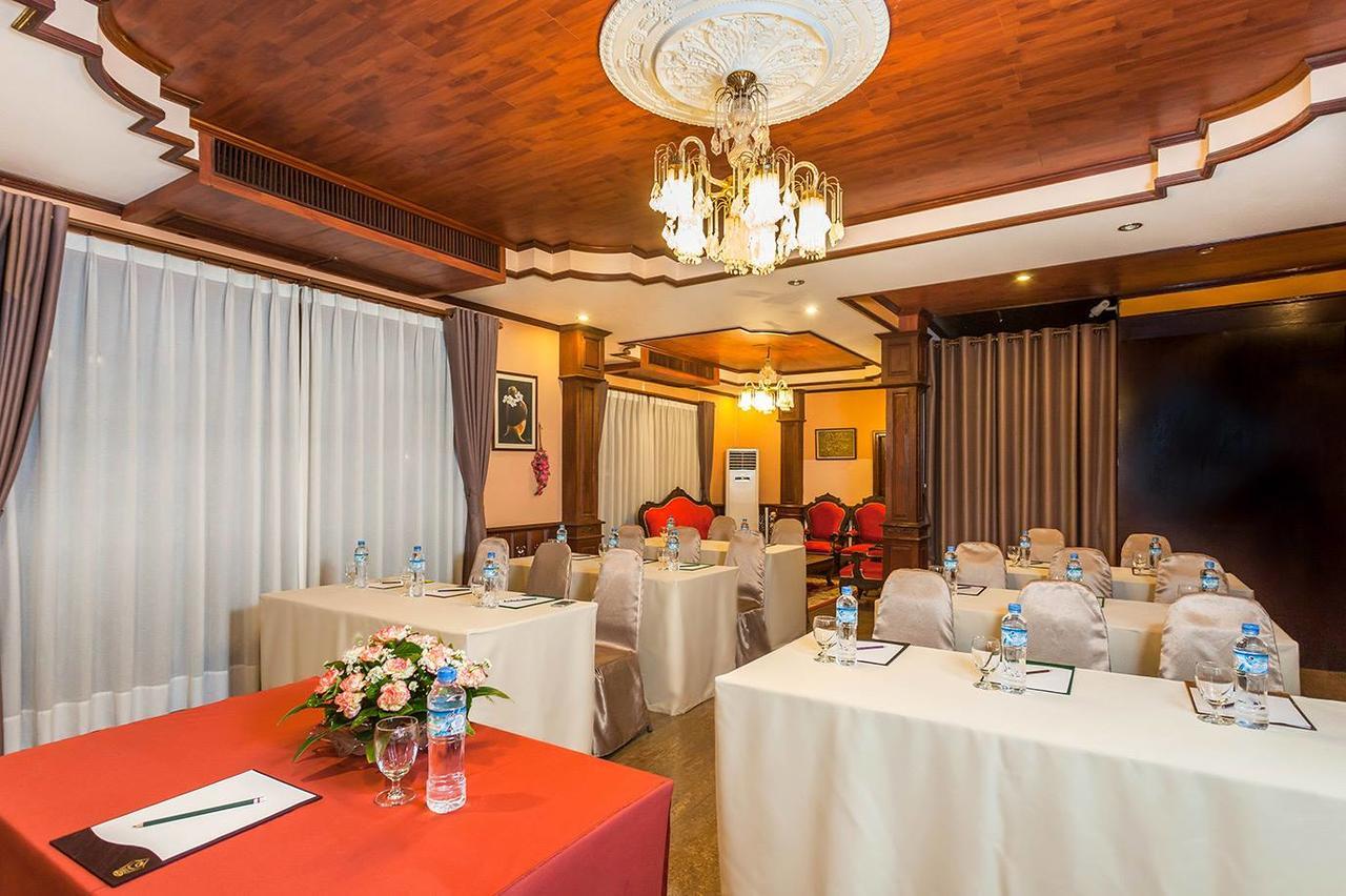 Chandara Boutique Hotel Vientiane Exterior photo